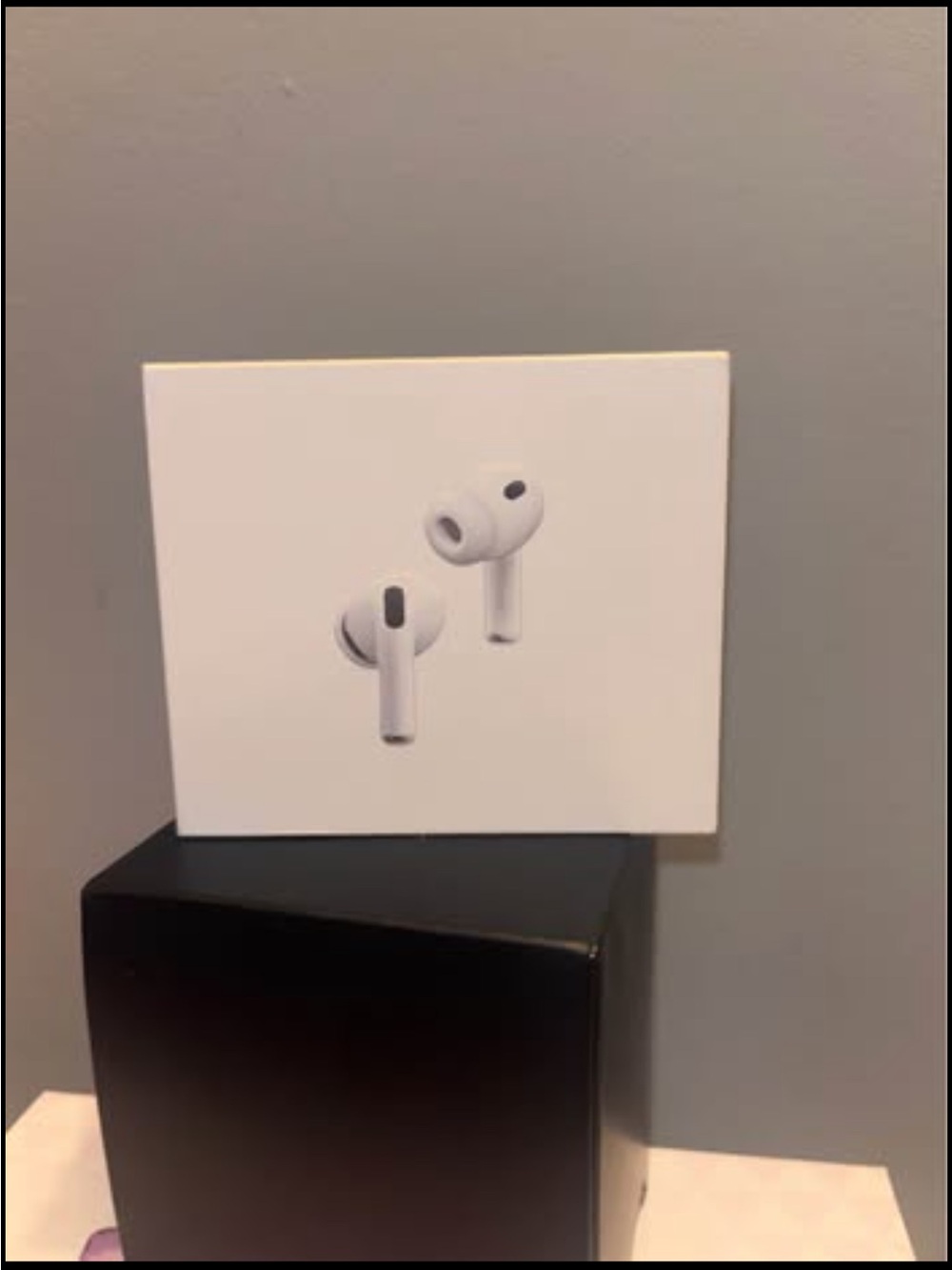 Apple AirPods Pro Wireless Earbuds in White